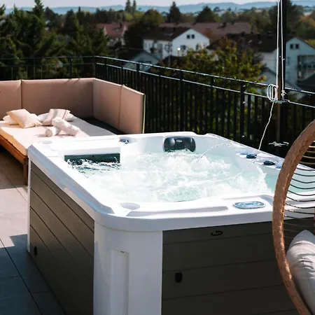 Sky Spa דירה
